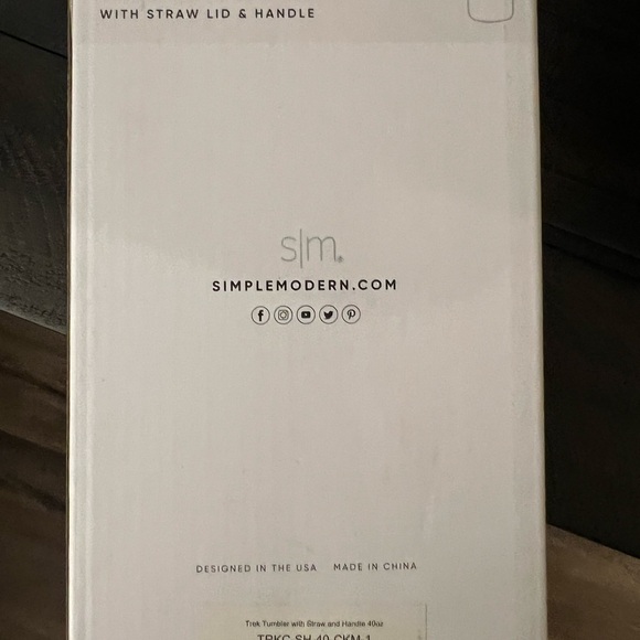 Simple Modern 40oz Trek Tumbler Checkmate NWT - Picture 2 of 4